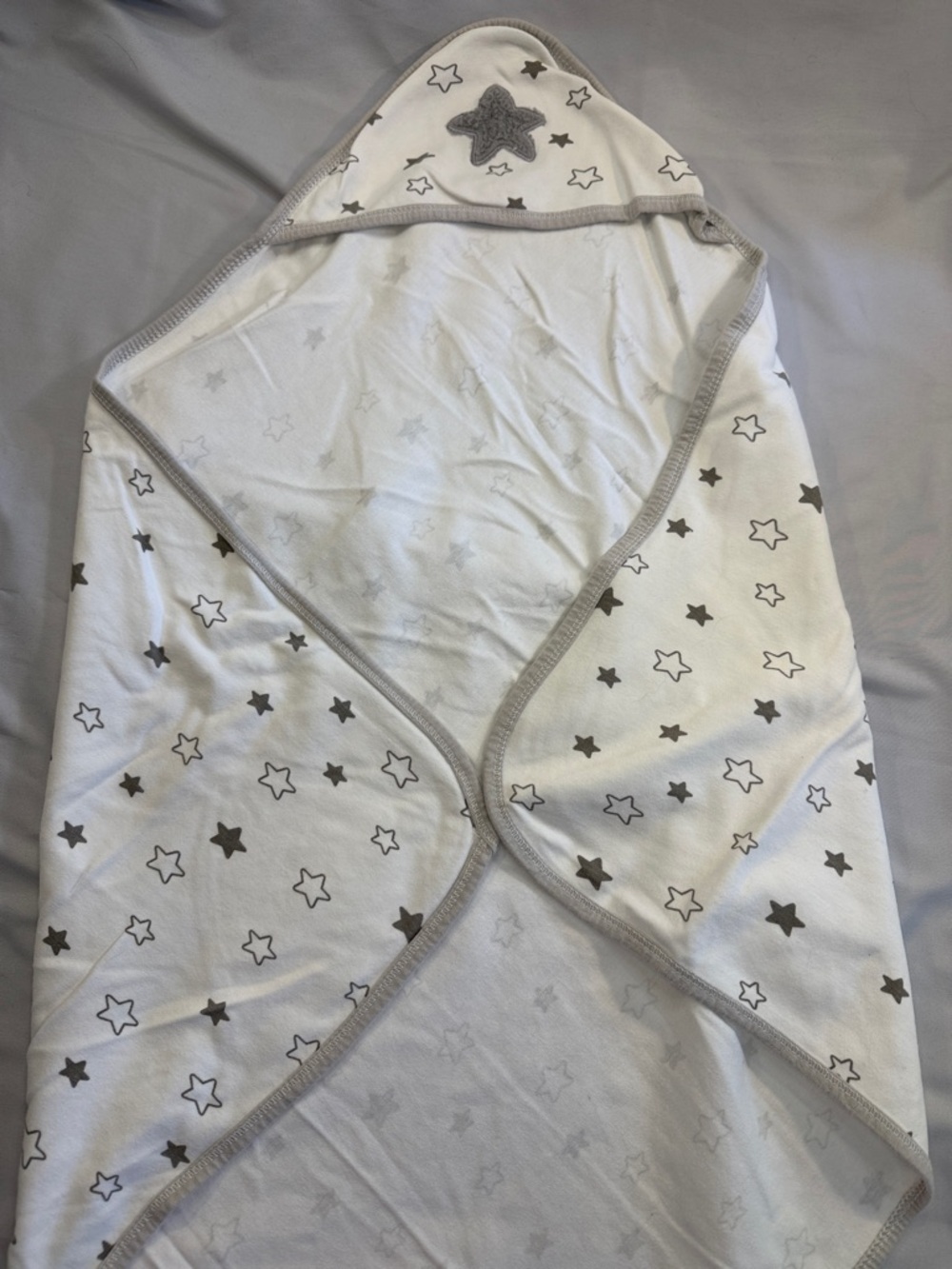 🐥 Star Print Hooded Baby Towel/wrap in White and Grey